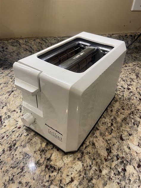 robots steal toaster 1990s game.